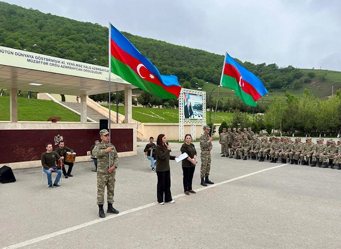 Ehtiyatda olan hərbi vəzifəlilərin təlim toplanışı davam edir — FOTO