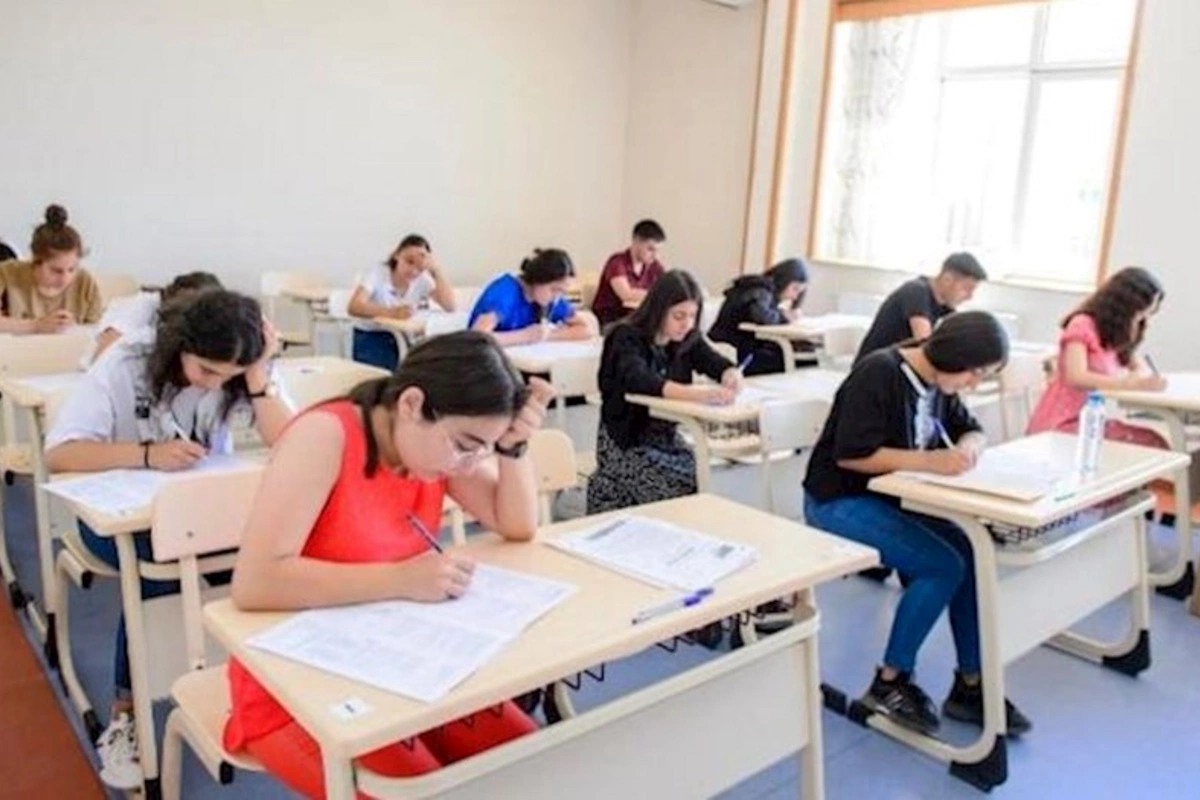 Bu gün qəbul imtahanı keçirilir — 53 yaşlı abituriyent də var