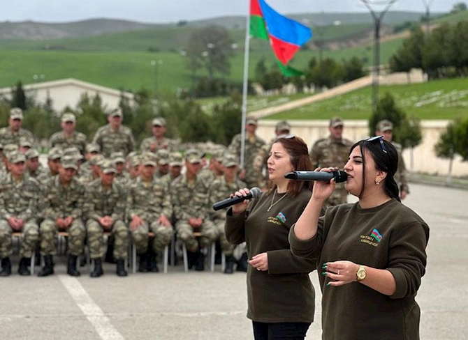 Ehtiyatda olan hərbi vəzifəlilərin təlim toplanışı davam edir — FOTO