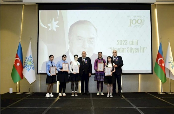 Xətai rayonunda Heydər Əliyevin 100 illiyinə həsr edilmiş möhtəşəm tədbir keçirildi — FOTOLAR