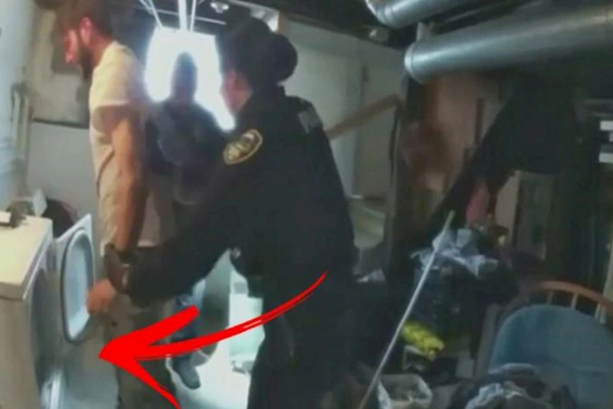 Polis narkotaciri paltaryuyan maşından çıxardı