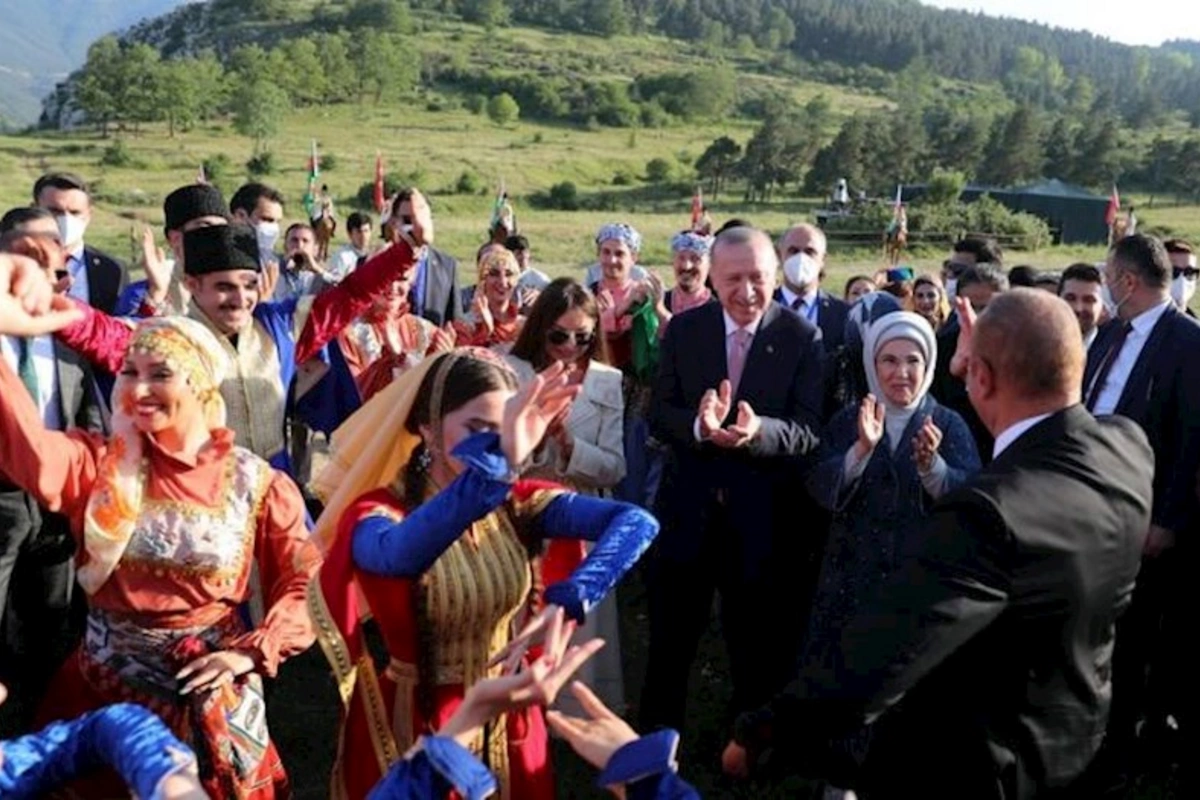 Ərdoğan: 30 illik işğaldan sonra Can Azərbaycanla birlikdə Qarabağı azadlığına qovuşdurduq