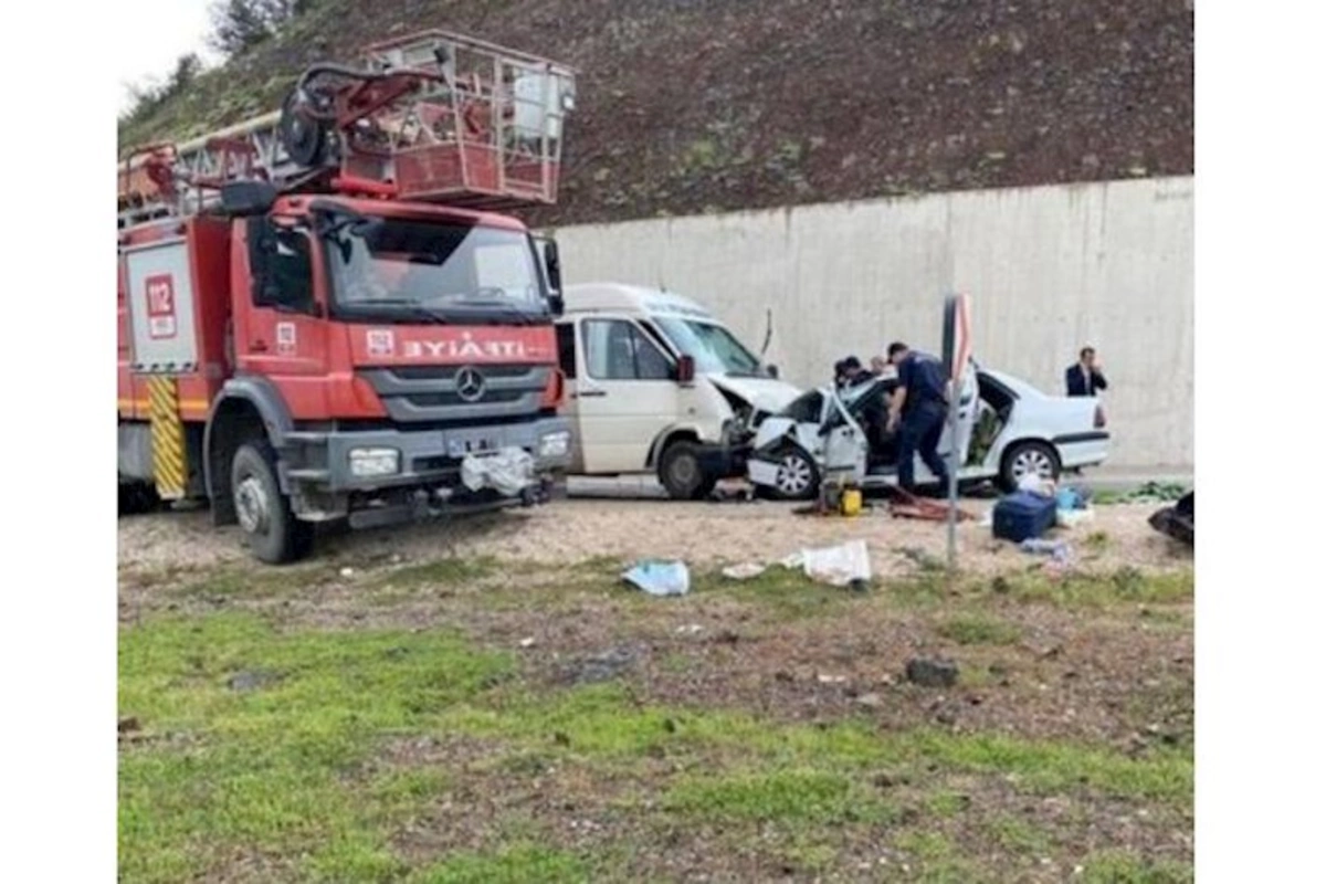 Dəhşətli qəza: ölən və yaralananlar var