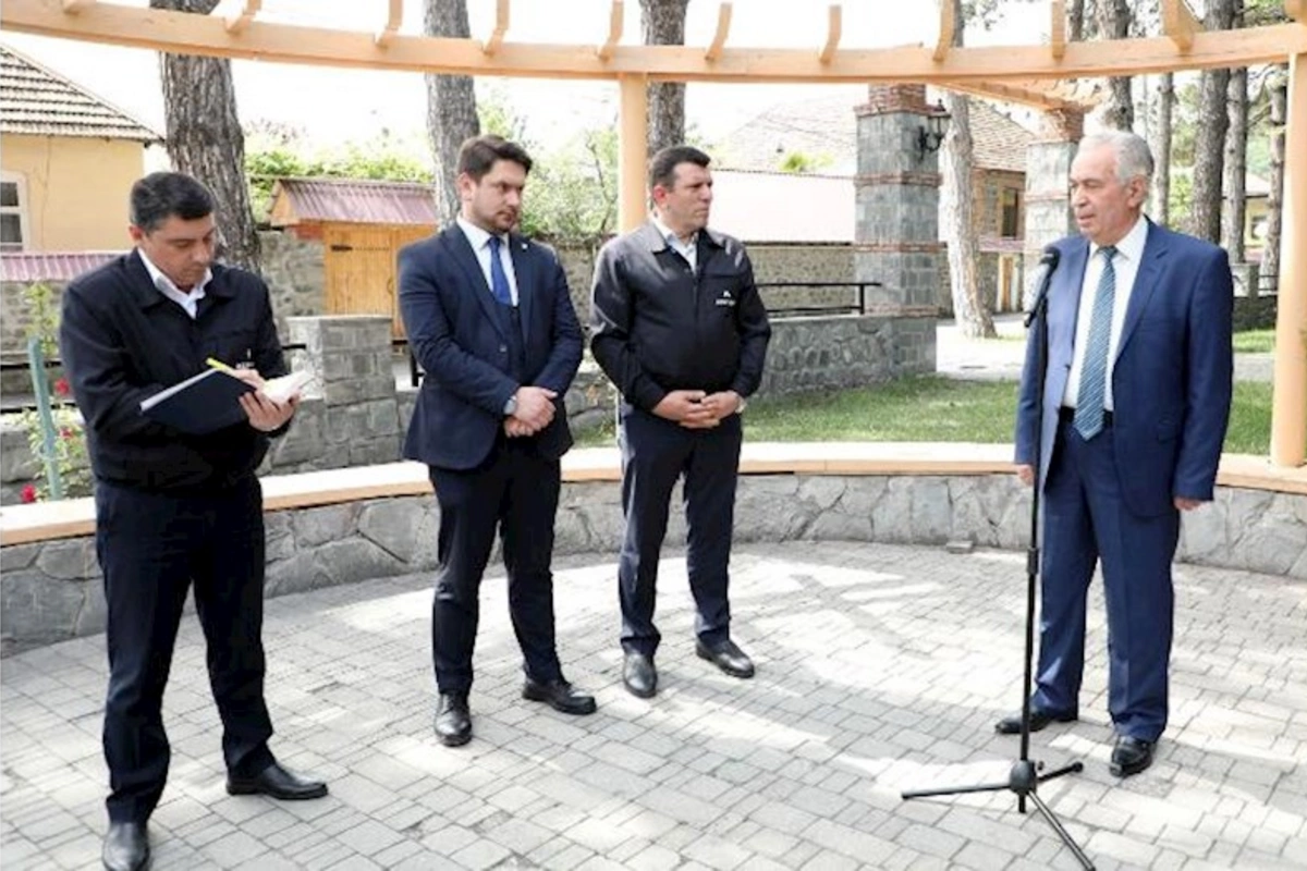 Sahibkarlar üçün keçirilən Açıq mikrofon aksiyasından Qax rayonunun sakinləri də yararlandı