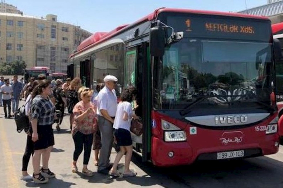 Avtobuslarda kondisionerlər nə zaman işə salınacaq? — Sərnişinlər narazılıq edir...