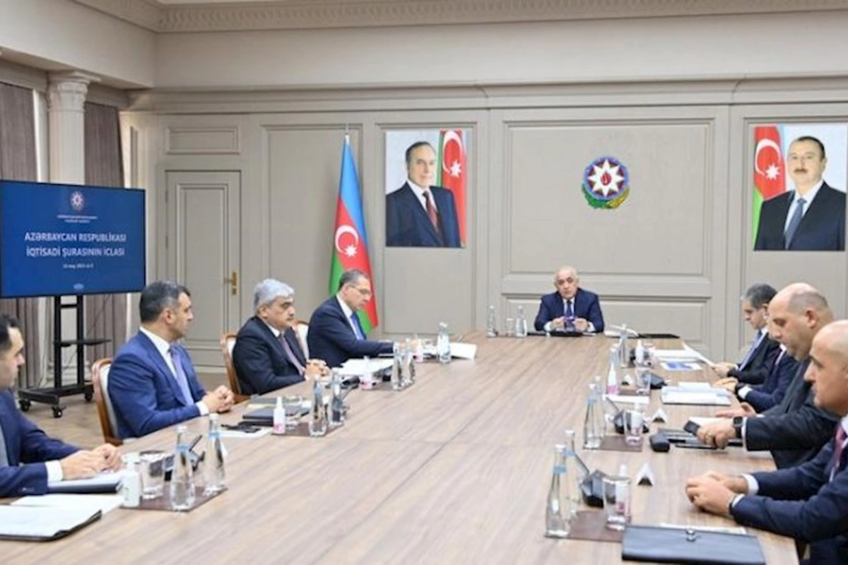 İqtisadi Şurada sosial-iqtisadi artım proqnozları müzakirə edilib