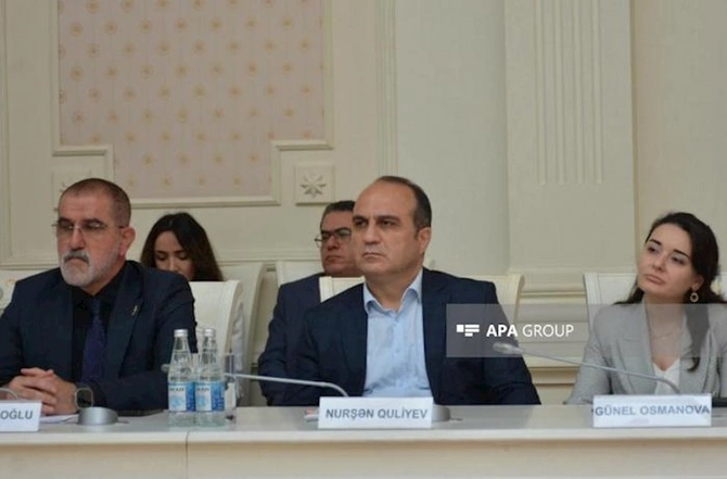Ali Məhkəmədə media nümayəndələri ilə görüş keçirilib — FOTOLAR Ali Məhkəmədə media nümayəndələri ilə görüş keçirilib — FOTOLAR