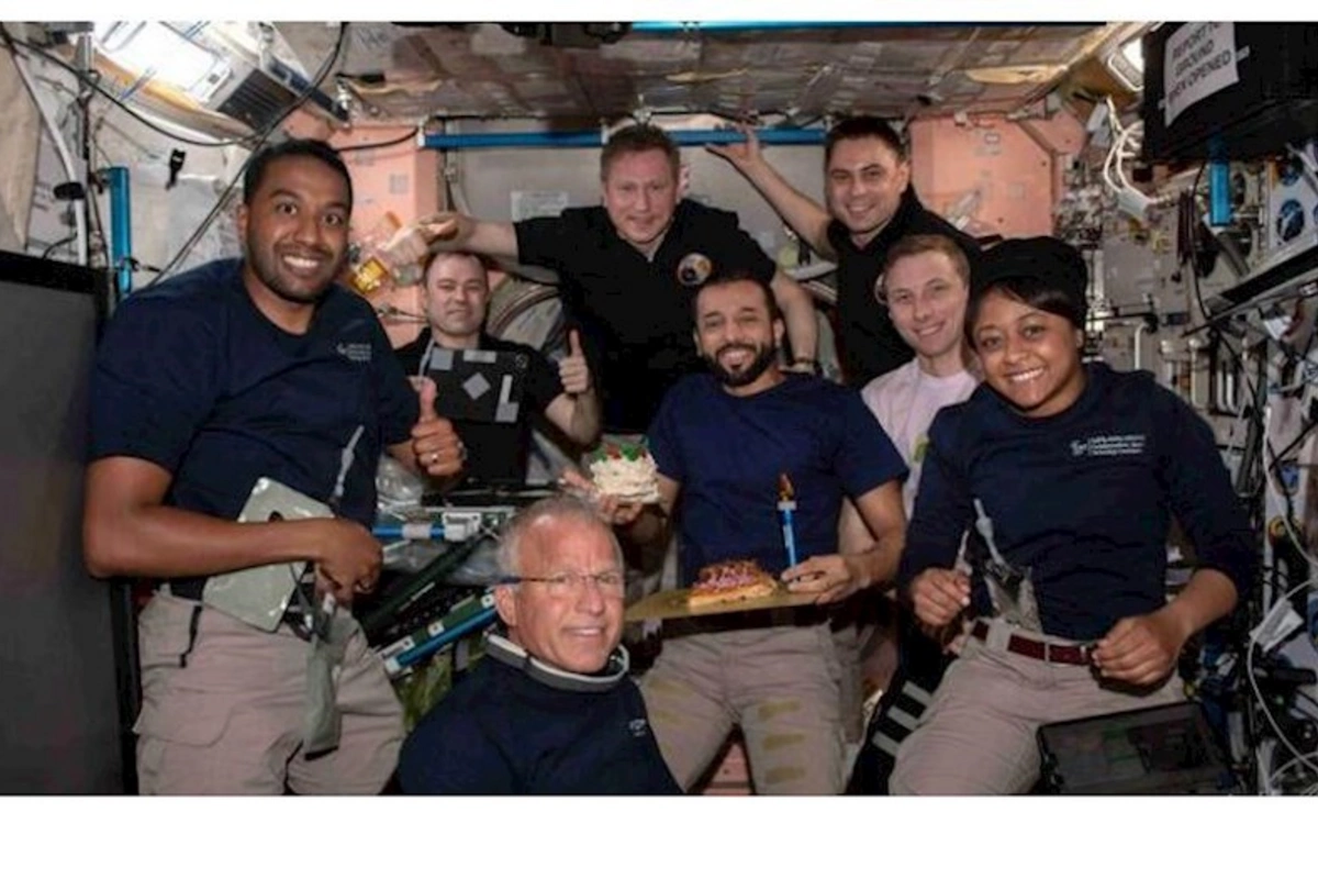 Ərəb astronavt ad gününü kosmosda qeyd etdi