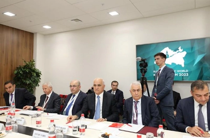 Azərbaycan beynəlxalq iqtisadi forumda təmsil olunub