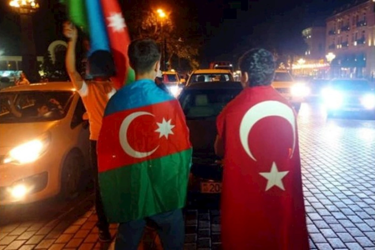 Gəncədə Ərdoğanın qələbəsi təntənəli şəkildə qeyd olunur