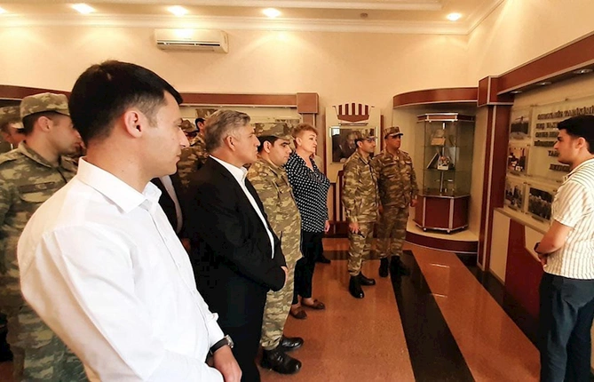 Müstəqillik Günü münasibətilə Azərbaycan Ordusunda silsilə tədbirlər keçirilib — FOTOLAR