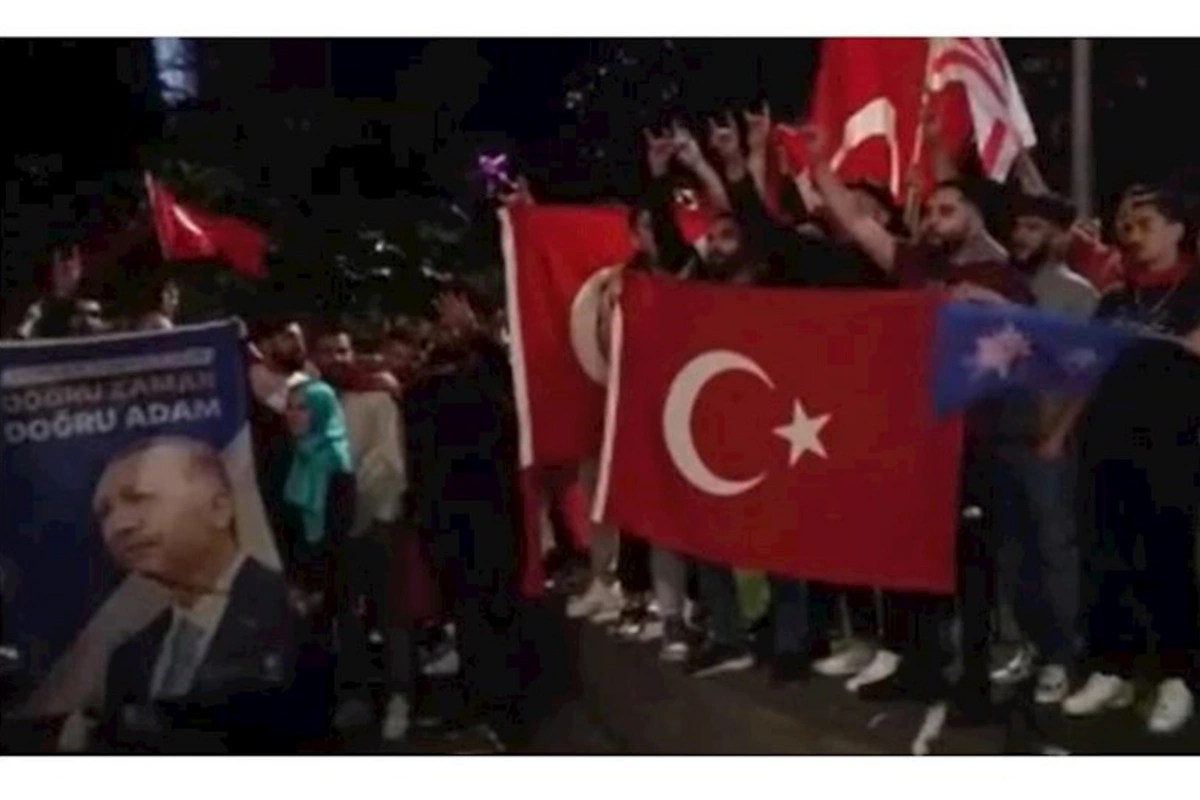 Londonda Ərdoğanın qələbəsi qeyd edildi — FOTO