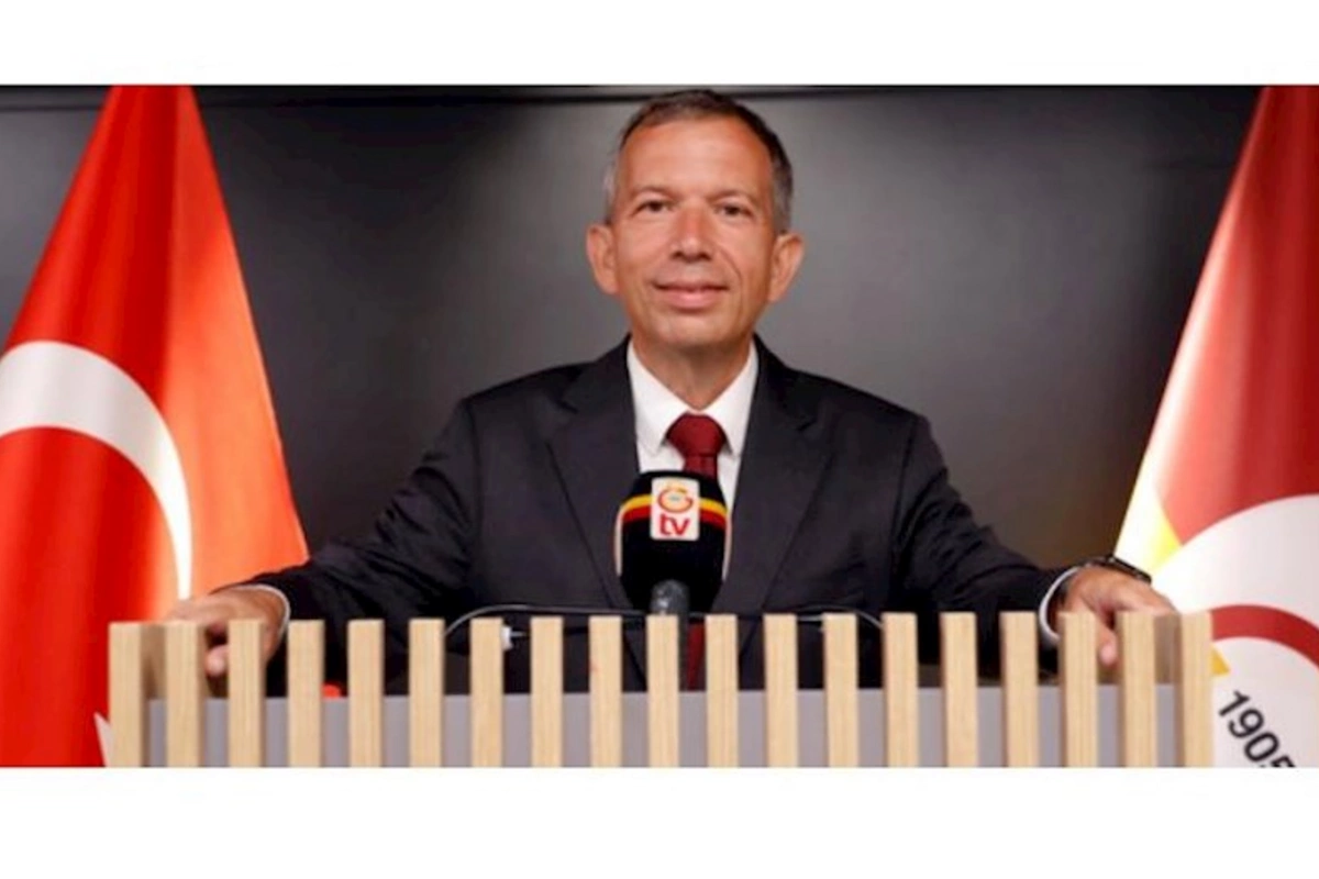 “Qalatasaray” klubunun üzvü Türkiyə Mason Lojasının rəhbəri seçildi — FOTOLAR