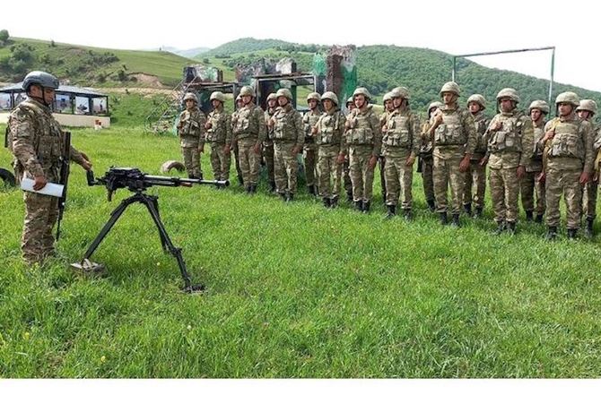 Hərbi vəzifəlilərin təlim toplanışı başa çatdı — VİDEO/FOTO