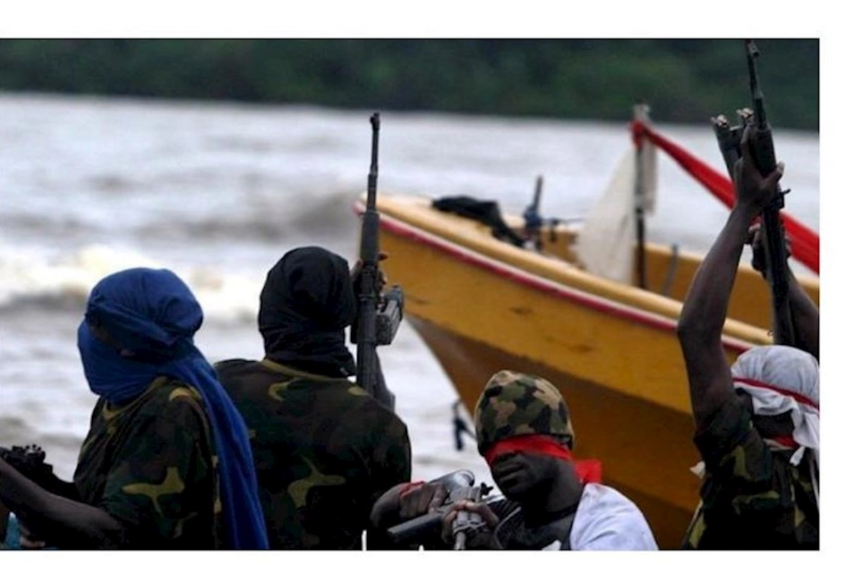 Afrikada piratlar Gürcüstan vətəndaşlarını qaçırıblar