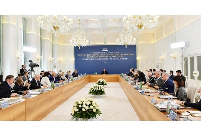 Prezident Şuşada keçirilən beynəlxalq konfransda iştirak etdi — YENİLƏNİB (FOTOLAR)