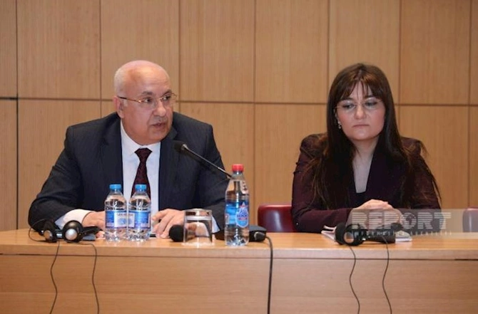 Mətbuat xidmətlərinin rəhbərləri üçün master-klass təşkil olunub — FOTOLAR Mətbuat xidmətlərinin rəhbərləri üçün master-klass təşkil olunub — FOTOLAR