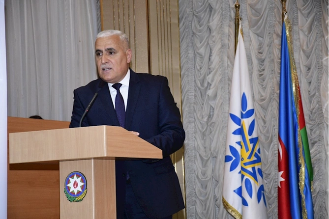 Ürəklərdə yaşayan dahi — FOTO