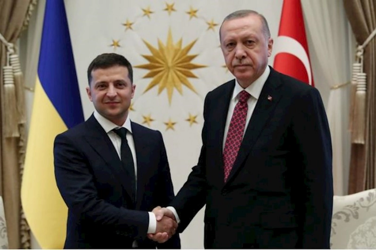 Zelenski və Ərdoğan Rusiya-Ukrayna müharibəsində baş verənləri müzakirə ediblər