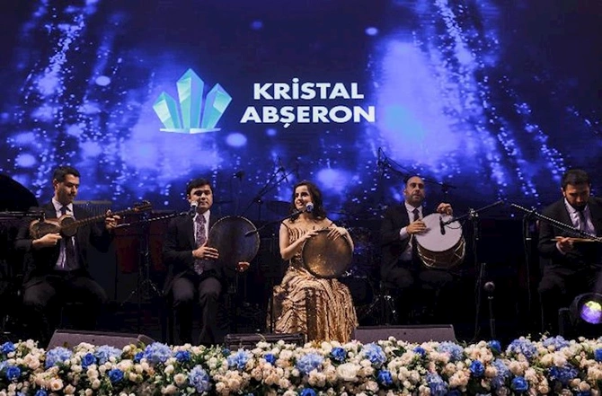 “Kristal Abşeron” 20 yaşını qeyd edir