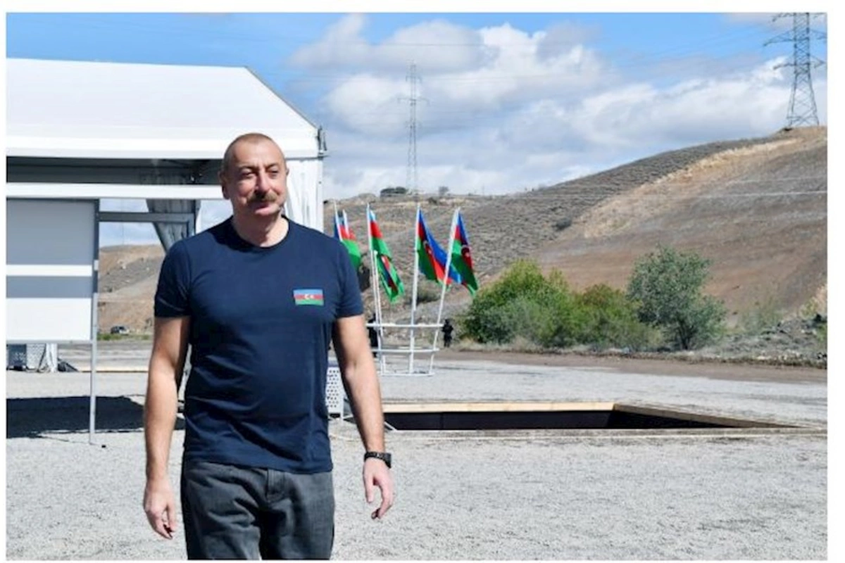İlham Əliyev Laçın və Qubadlı rayonlarında səfərdədir — FOTOLAR