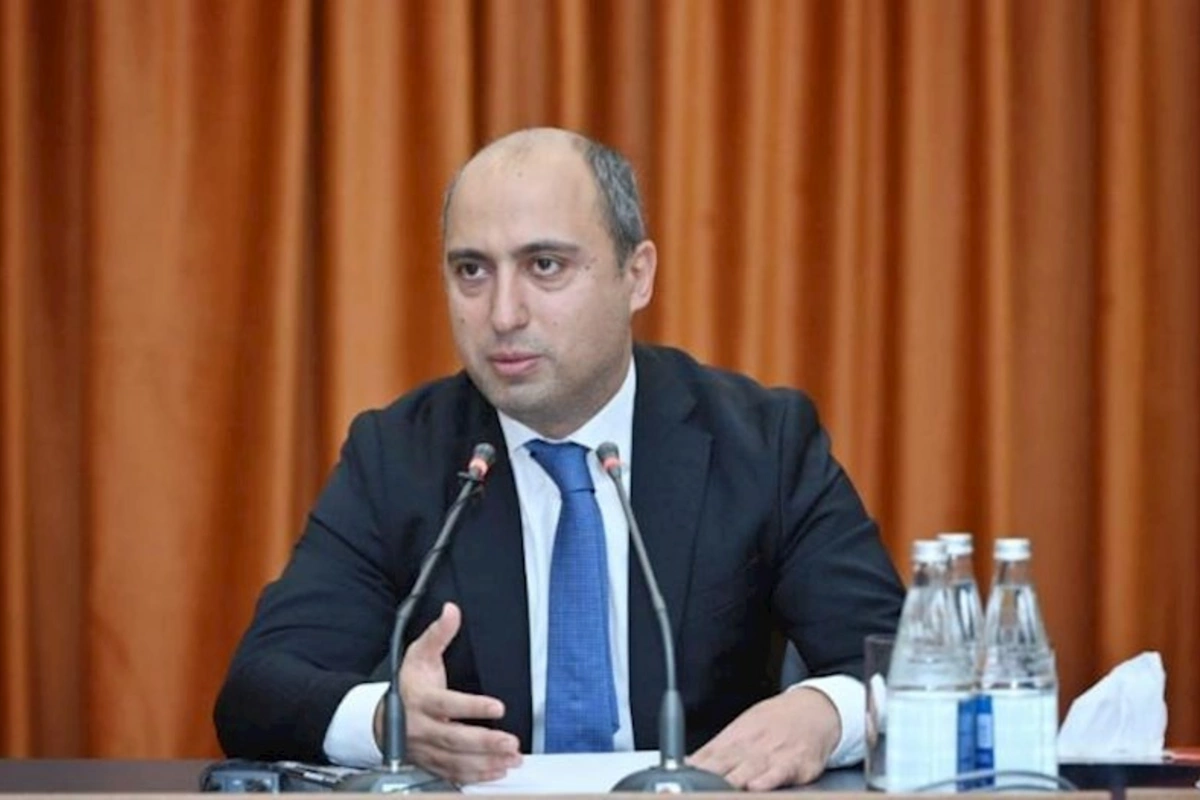 Nazir özəl məktəblərdə qiymətlərin artırılmasından DANIŞDI