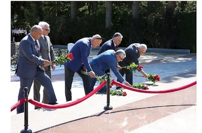 AHİK tərəfindən Ulu Öndər Heydər Əliyevin 100 illiyi münasibətilə tədbir keçirilib — FOTOLAR