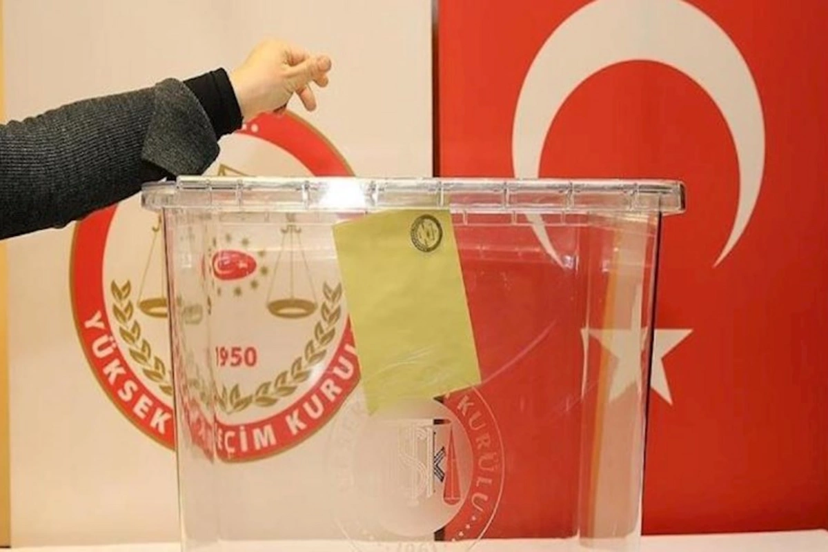 Bakıdakı Türkiyə səfirliyində səsvermə başladı: Səfir səs verdi