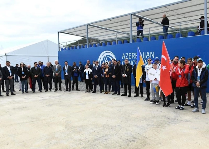 Suqovuşanda avarçəkmə üzrə “Prezident Kuboku” reqatasına start verilib — FOTOLAR (VİDEO)