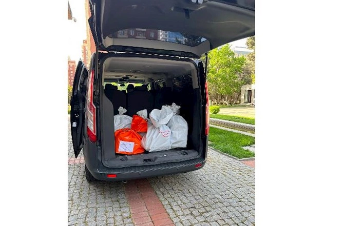 Seçki bülletenləri Bakıdan Türkiyəyə göndərildi — FOTOLAR