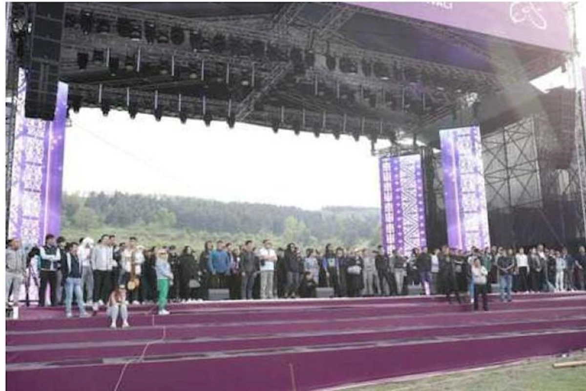 Xarıbülbül Festivalının qonaqları Şuşaya toplaşır