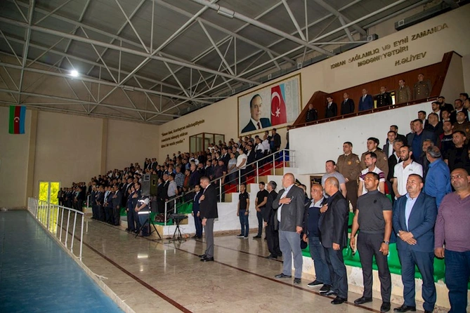 Salyanda Heydər Əliyevin 100 illik yubileyinə həsr edilmiş çempionat keçirilib — FOTOLAR (VİDEO) Salyanda Heydər Əliyevin 100 illik yubileyinə həsr edilmiş çempionat keçirilib — FOTOLAR (VİDEO)