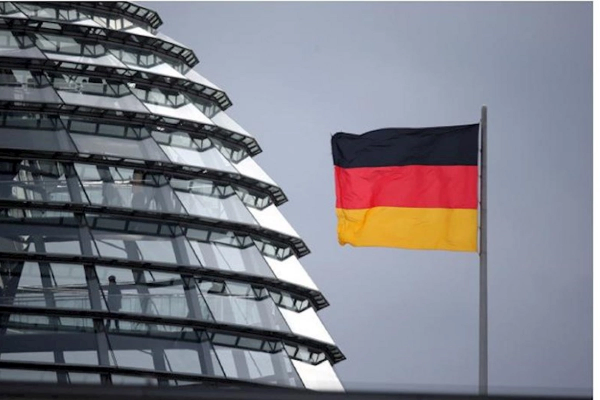 Berlin məhkəməsi Rusiya simvollarını qadağan edib