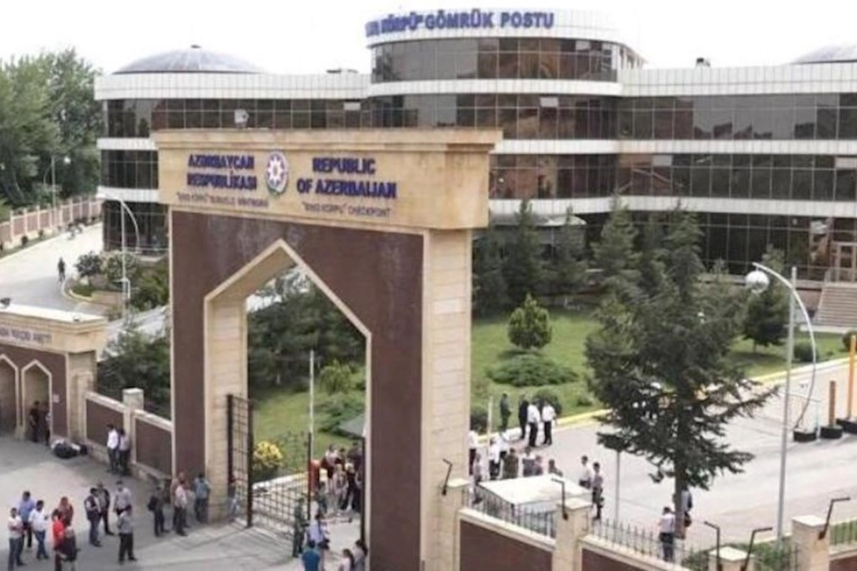 Pandemiya bitdi — Azərbaycan quru sərhədlərini açır?