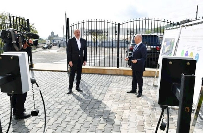 İlham Əliyev Şuşada yeni mərkəzin AÇILIŞINDA — YENİLƏNİB (FOTOLAR)