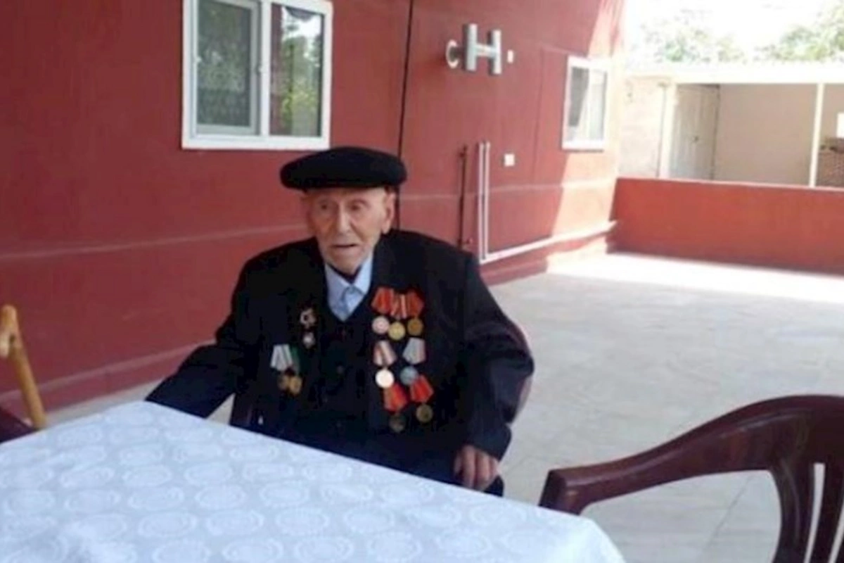 Yapon-Çin sərhədlərində döyüşdü, Belarus səfiri onun üçün Yevlaxa getdi — 102 yaşlı veteran