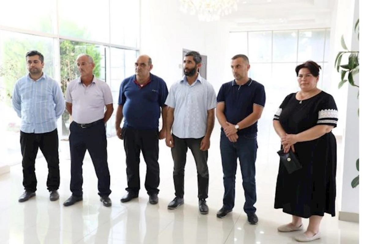 Samux rayon sakinlərinin qaz təchizatında üzləşdiyi problemlər Açıq mikrofonda — FOTOLAR