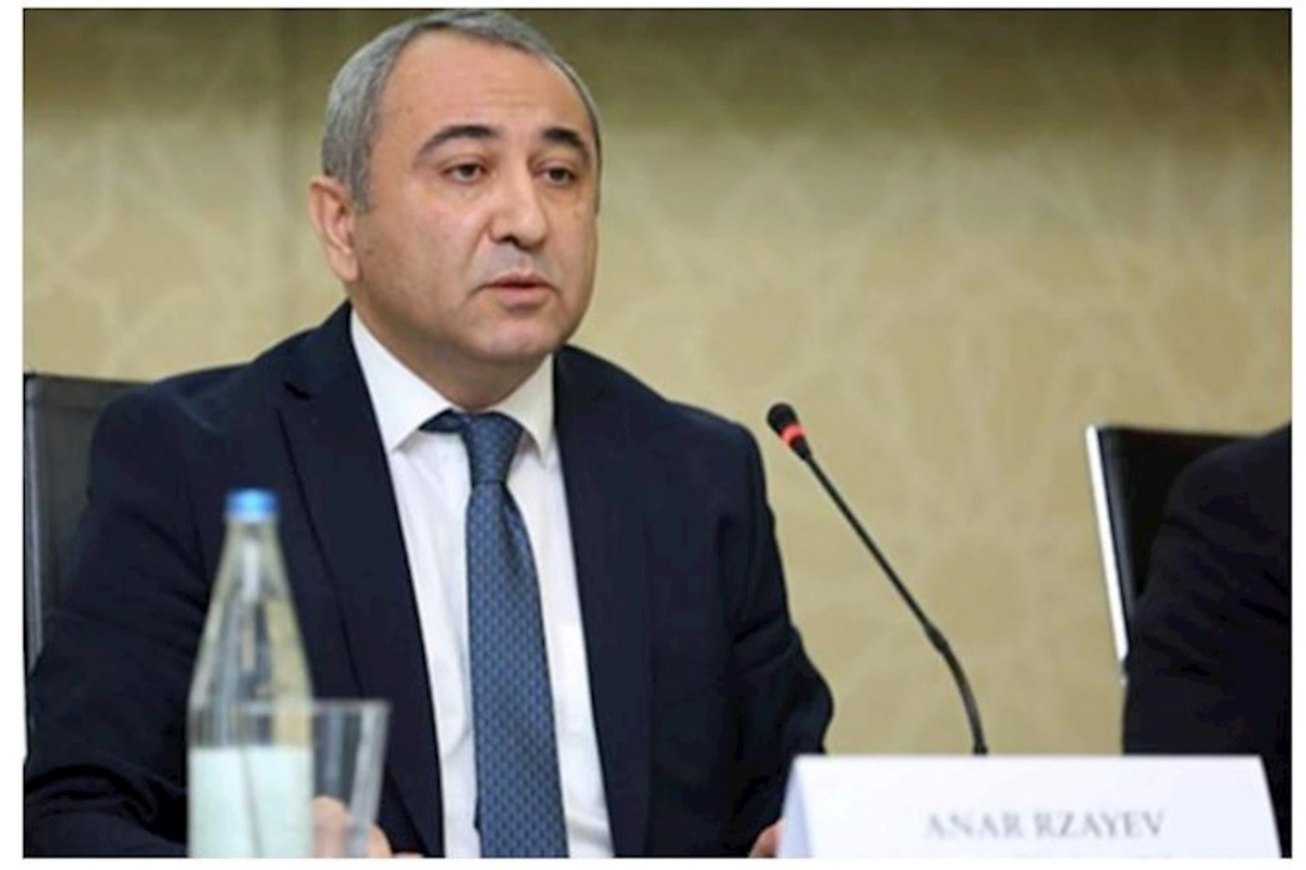 Avtobus hesab edilməyən nəqliyyat vasitələri sərnişindaşımaları iflic vəziyyətinə gətirib — AYNA rəhbəri