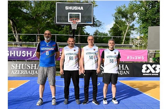 Nazirlər Şuşada basketbol oynadı — FOTOLAR Nazirlər Şuşada basketbol oynadı — FOTOLAR