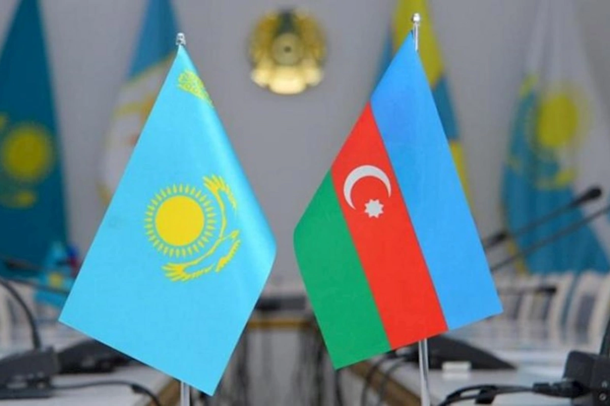 Azərbaycan və Qazaxıstan hərbi tibb sahəsində əməkdaşlığı müzakirə edib