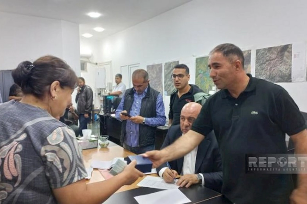 Laçın sakinlərinə evlərinin açarları təqdim edilib