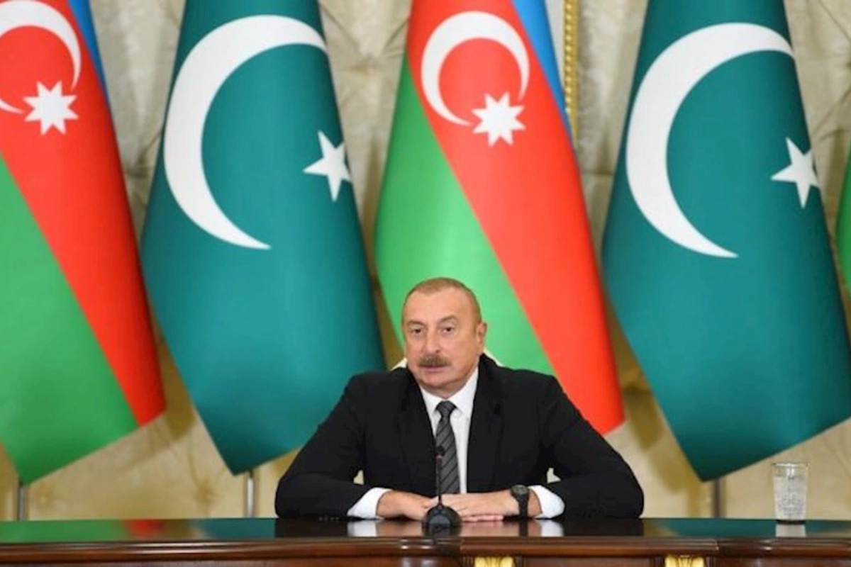 Prezident: Bakı ilə İslamabad arasında uçuşların sayı artırılacaq