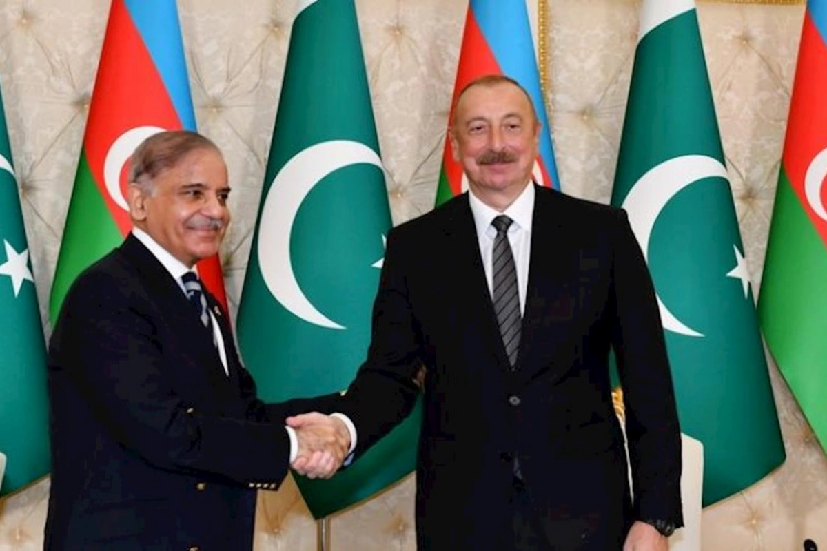 Prezident Vətən müharibəsi dövründə dəstəyə görə Şahbaz Şərifə təşəkkür etdi