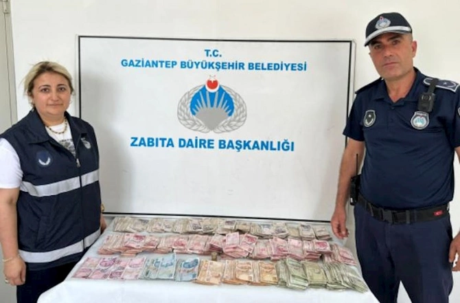 ŞOK HADİSƏ: Dilənçinin üzərindən 34 000 tapıldı — FOTO/VİDEO