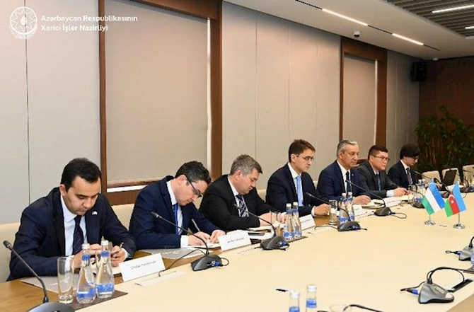 Azərbaycan və Özbəkistan arasında siyasi məsləhətləşmələr keçirilib — FOTO