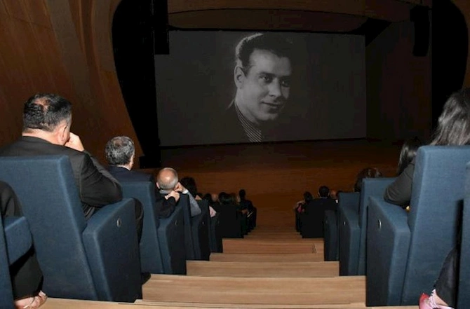 Ulu Öndərə həsr olunan instalyasiya, fotoalbom və film təqdim edildi — FOTOLAR