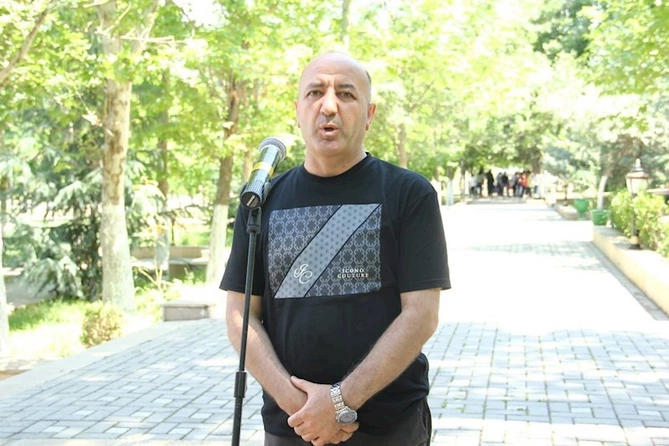 Həftənin sonuncu “Açıq mikrofon” aksiyası Göygöl rayonunda baş tutub — FOTOLAR Həftənin sonuncu “Açıq mikrofon” aksiyası Göygöl rayonunda baş tutub — FOTOLAR