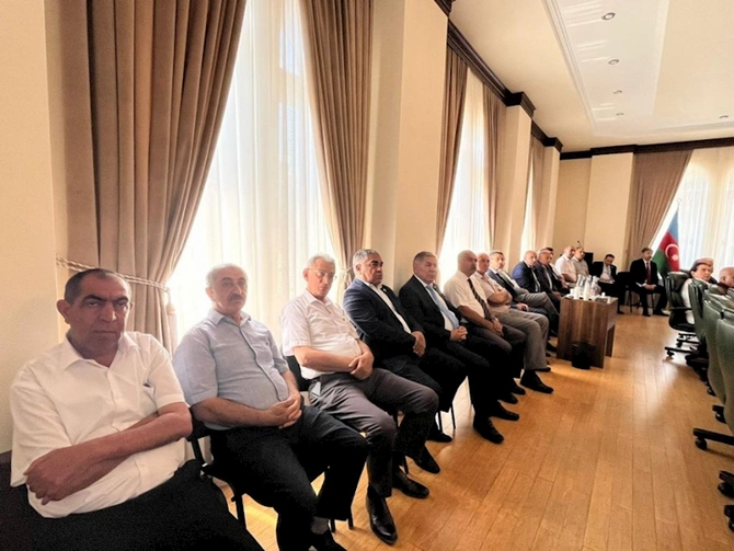 Qərbi Azərbaycan İcması Müşahidə Şurasının geniş tərkibdə iclası keçirilib Qərbi Azərbaycan İcması Müşahidə Şurasının geniş tərkibdə iclası keçirilib