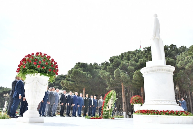 “Heydər Əliyev və müasir Azərbaycan səhiyyəsi” adlı tədbir keçirildi — FOTOLAR