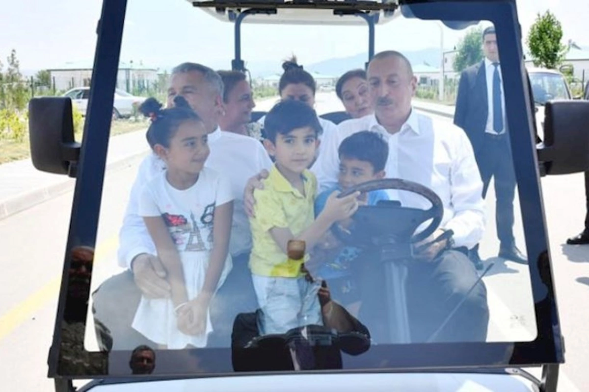 Prezidentin Ağalıya səfərindən maraqlı FOTOLAR